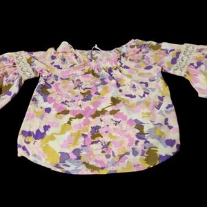NWT Madison and Hudson floral Blouse XL